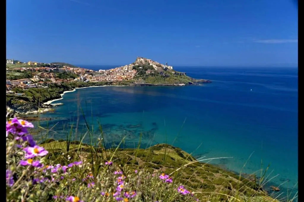 Mare E Tramonti Villa Castelsardo 0*,